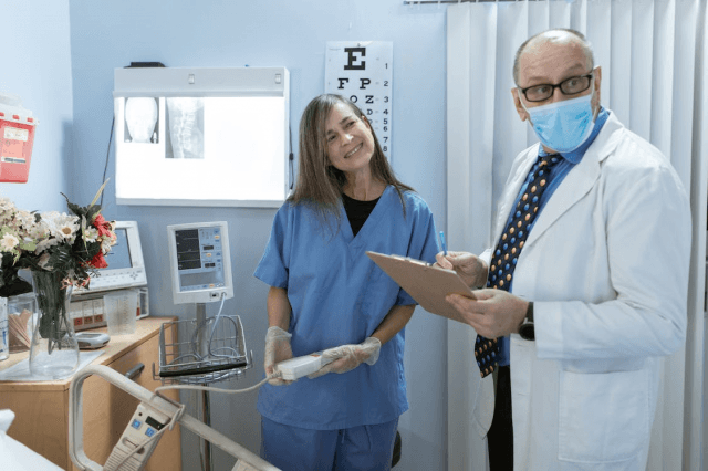 7 Business Skills Crucial to Succeed in Healthcare
