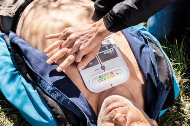 Life Pad Reanimation Aid Instruction 