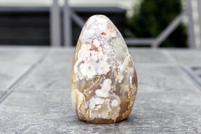 The Appeal and Possibilities of Bulk Flower Agate